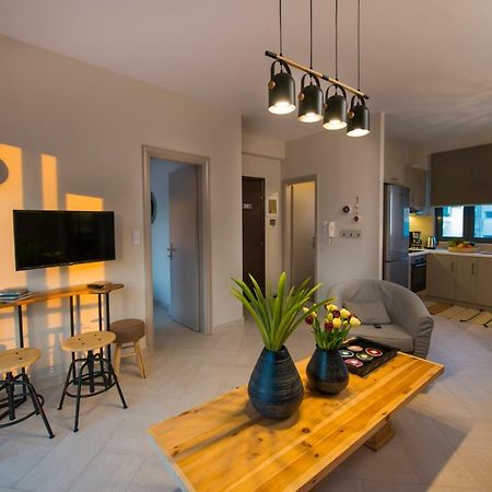 Marios Home, A Cozy And Spacious Apartment Near Downtown เปรเวซา ภายนอก รูปภาพ